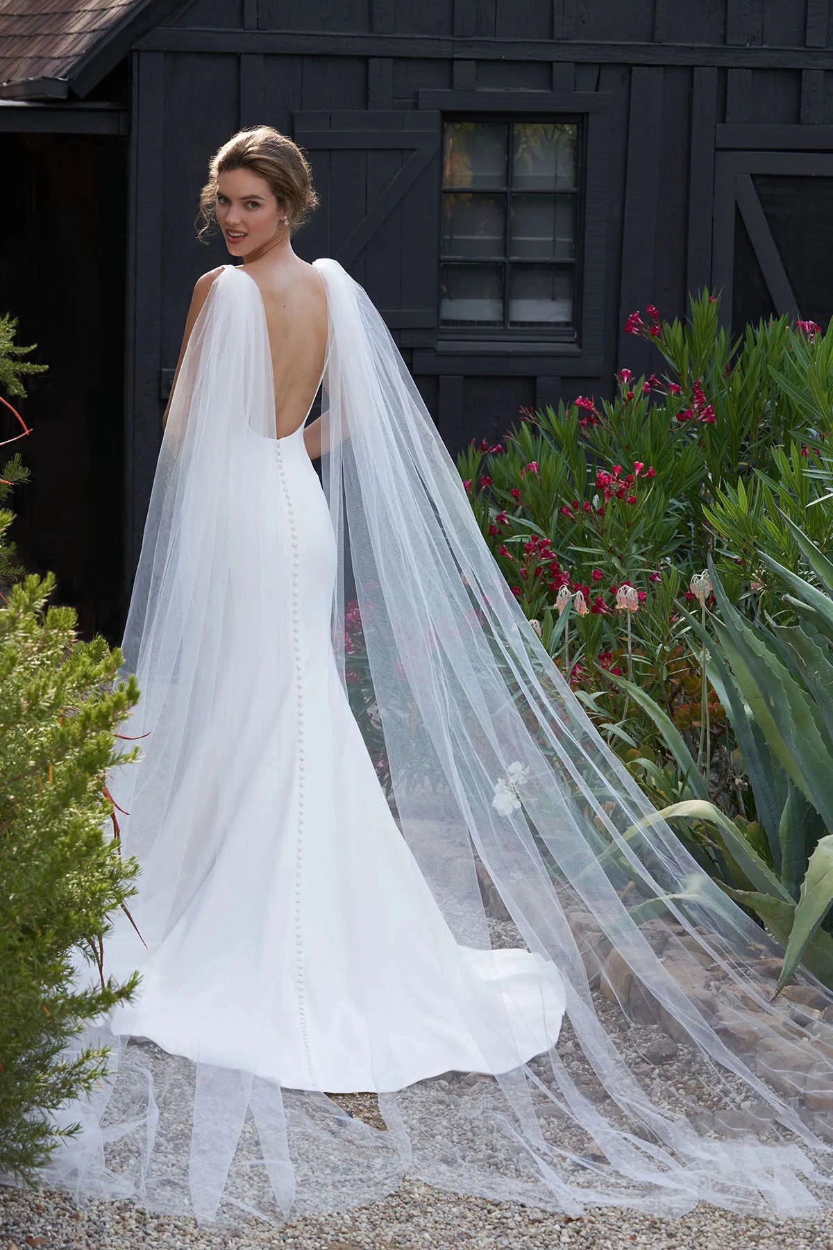 Off-the-Shoulder Veil Cape